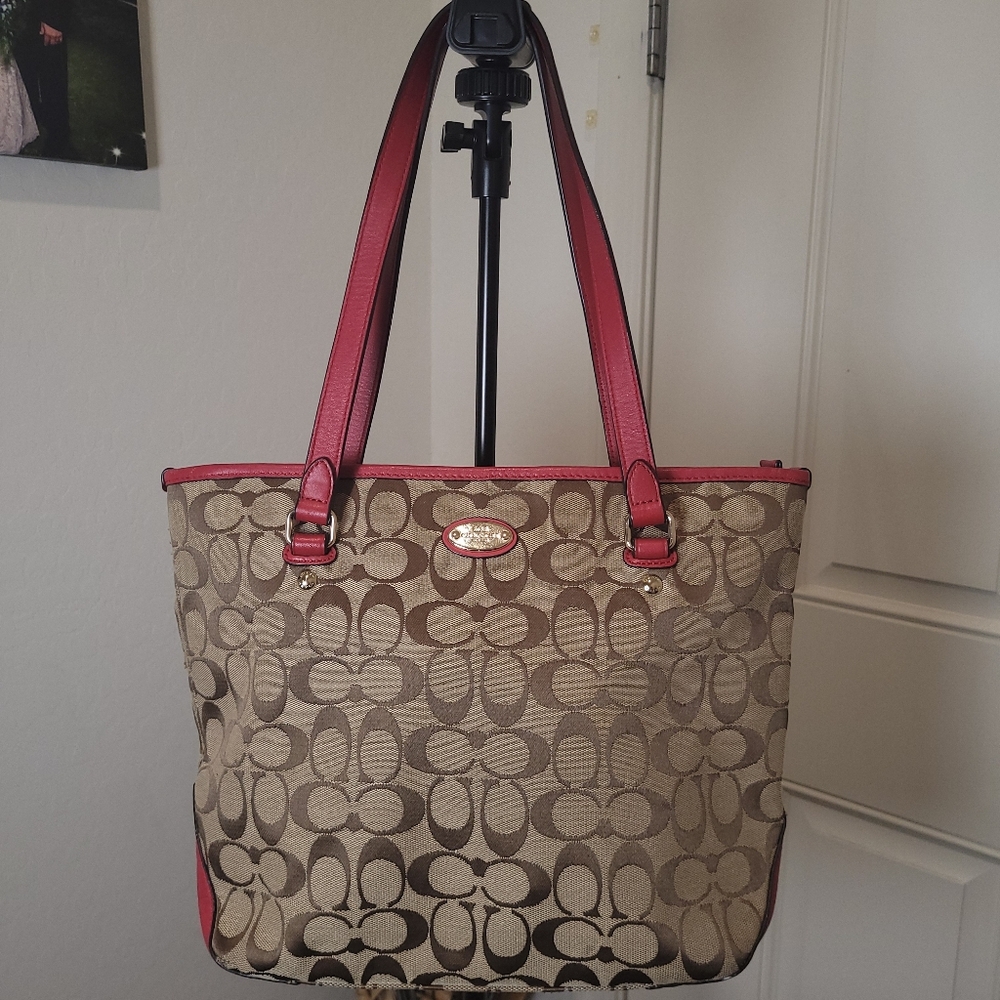 Authentic Coach Khaki/Cardinal Signature Zip Top Tote Bag - Pre Loved